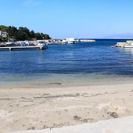 By The Sea Apartman *