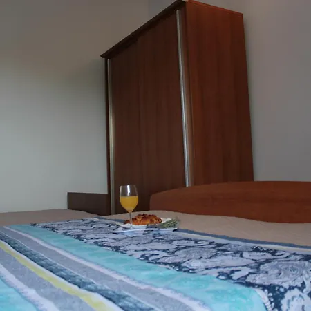 By The Sea Apartman