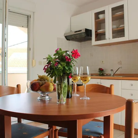 Apartmán By The Sea *